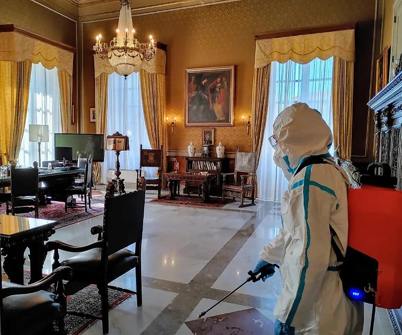 Ancora un avvocato morto di Covid: "Sar&agrave; un'ecatombe"