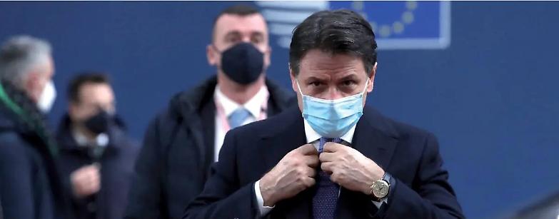 Ritorno alle urne, l&rsquo;azzardo incrociato di Renzi e di Conte