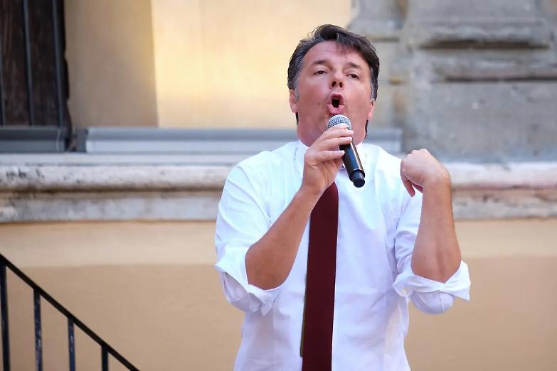 Renzi: &laquo;Pronto a far cadere il Governo se Conte non fa retromarcia&raquo;