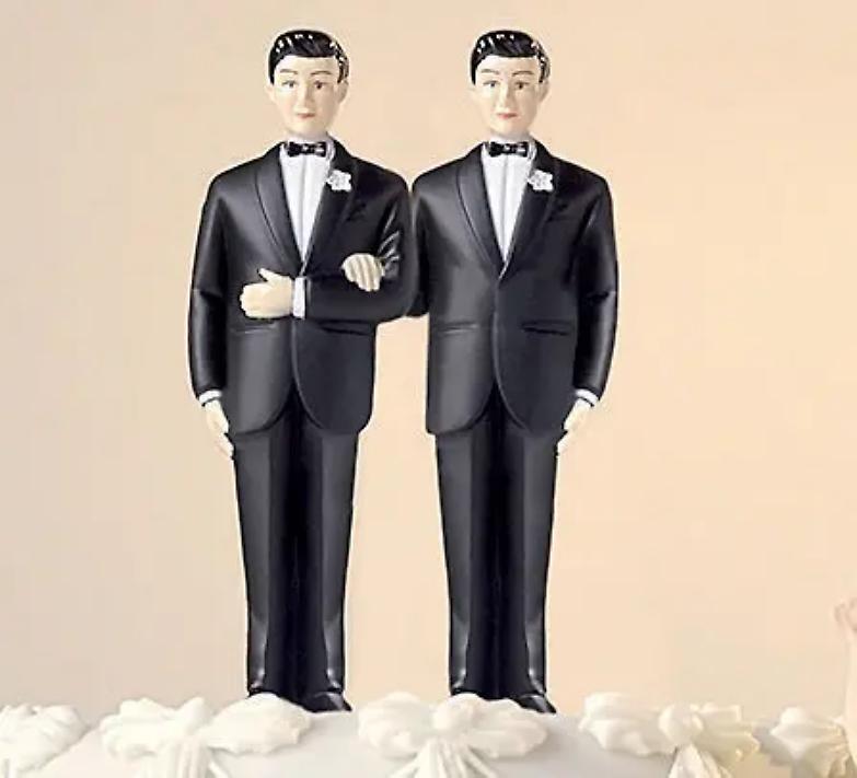 Nozze gay, via libera alla legge