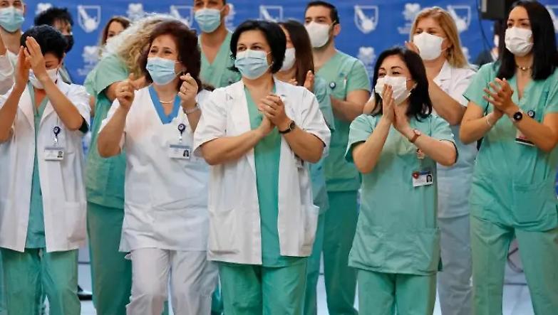 Ok dell'Ema al vaccino. Speranza: "Inizia una nuova fase"