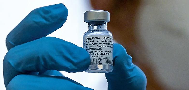 Vaccini, in arrivo 470mila dosi. Parte la campagna di massa