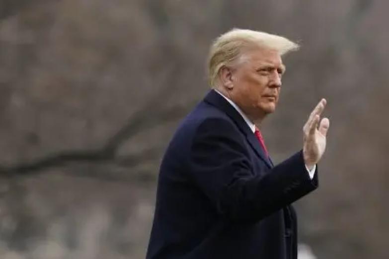 I dem presentano la richiesta di impeachment contro Trump per &laquo;incitamento all'insurrezione&raquo;