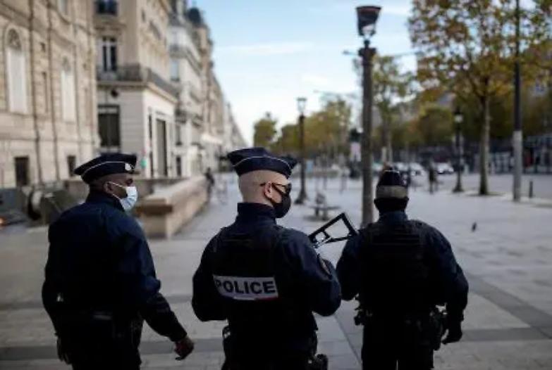 Il lockdown senza fine, ovvero come abituarsi al golpe permanente