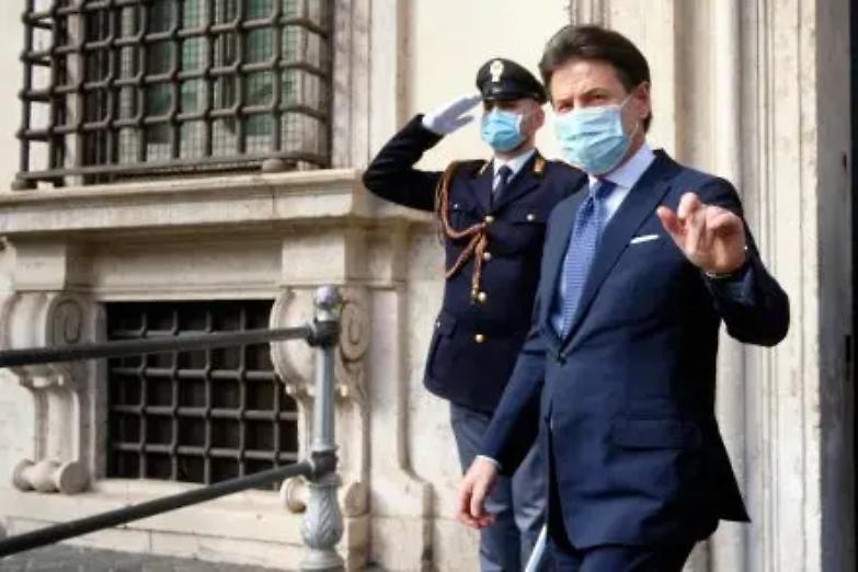 Conte sblocca la crisi e si pone alla testa dei 5S e dell&rsquo;alleanza