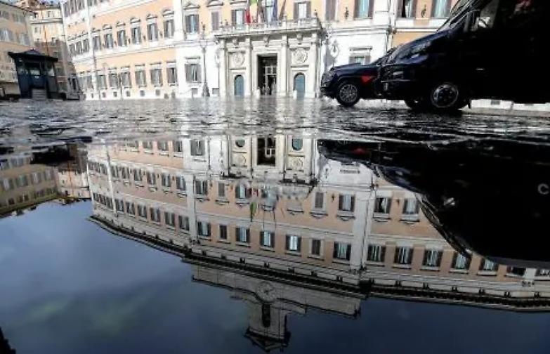 La giustizia &egrave; un Vietnam, Draghi pronto a lasciarla a partiti e Parlamento