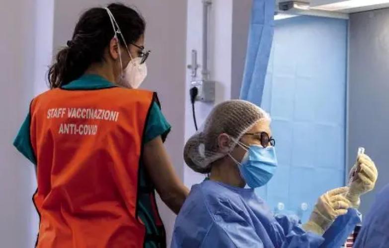 L'appello degli Ordini di tutta Italia: &laquo;Vaccinate noi avvocati per evitare la paralisi della Giustizia&raquo;