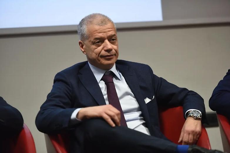 Nunzio Luciano: &laquo;Avvocati tra i pi&ugrave; colpiti: il Covid ha accelerato una crisi gi&agrave; in atto&raquo;