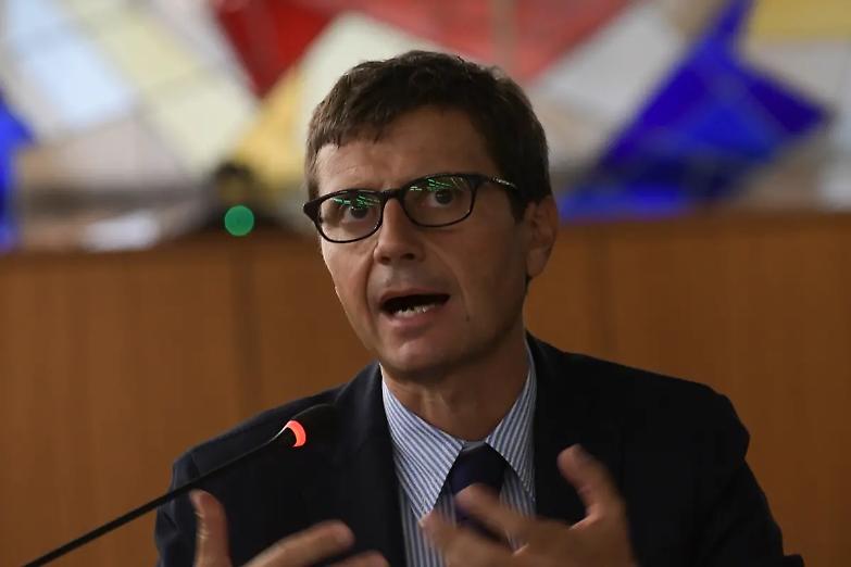 &laquo;Tuteliamo i medici o il piano vaccinale rischia di implodere&raquo;