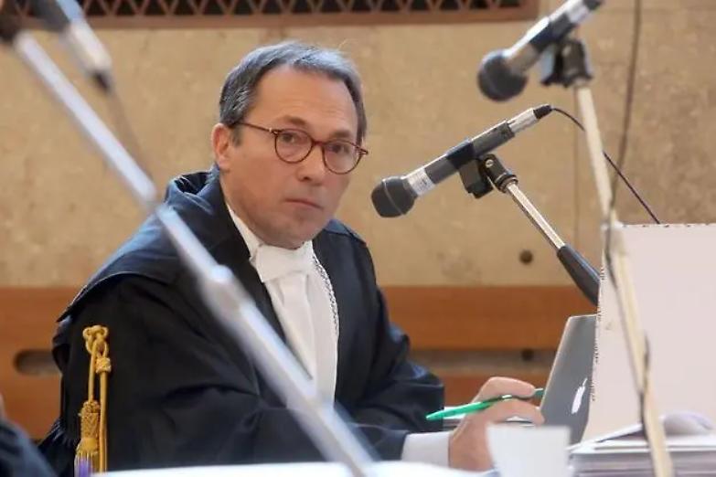 &laquo;Io, pm sotto attacco perch&eacute; non passo le carte ai giornali&raquo;