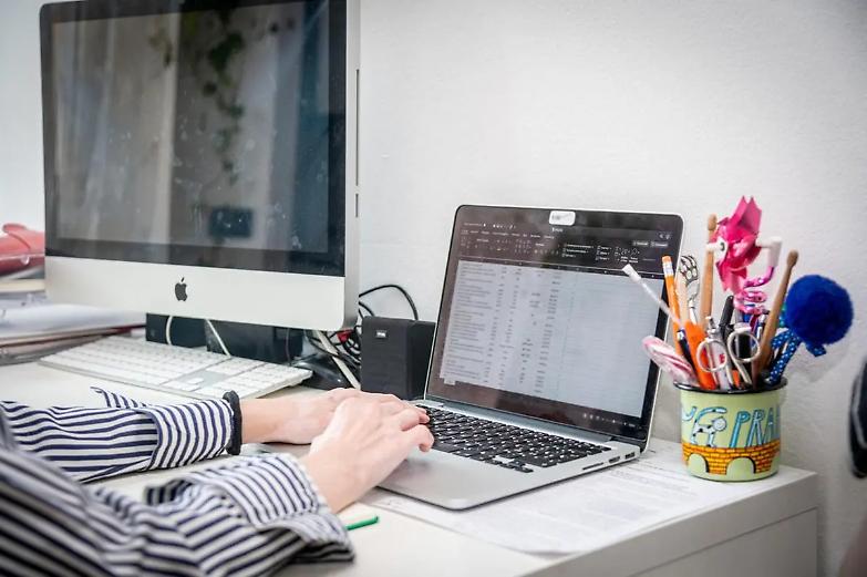 Ai lavoratori in smart working vanno riconosciuti gli stessi diritti