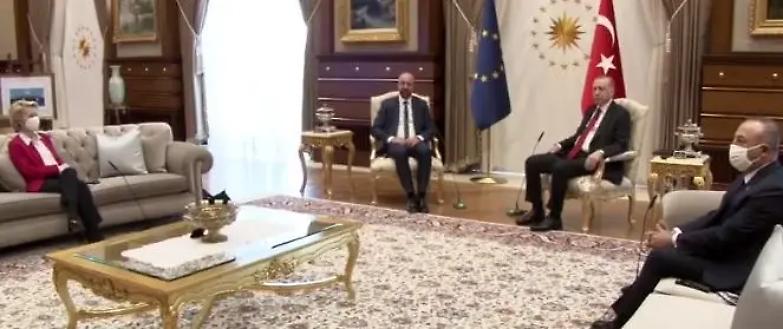 Erdogan lascia Von der Leyen senza sedia: &egrave; "sofagate"