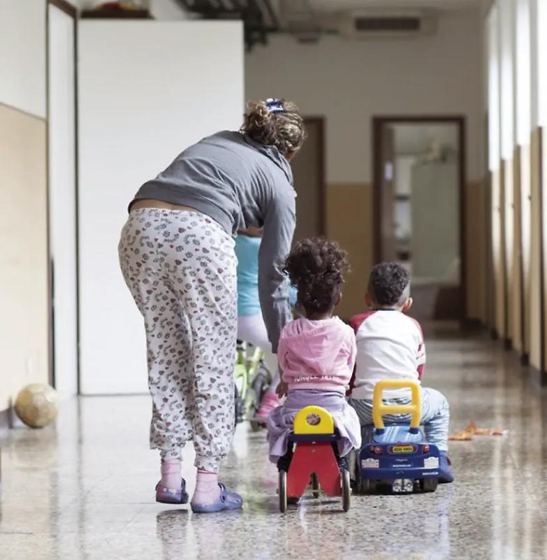 Si approvi la legge per &ldquo;liberare&rdquo; i bambini detenuti con le mamme