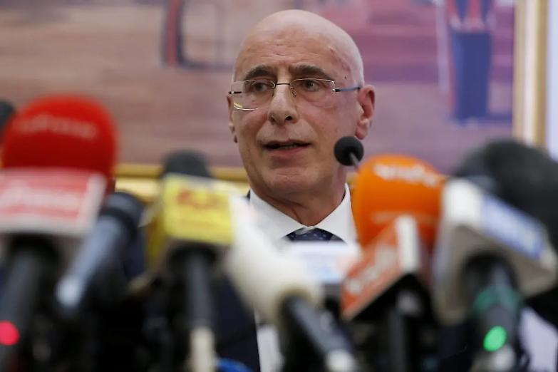 Procura di Roma, quel rinvio che regala al Csm il tempo per trovare un accordo