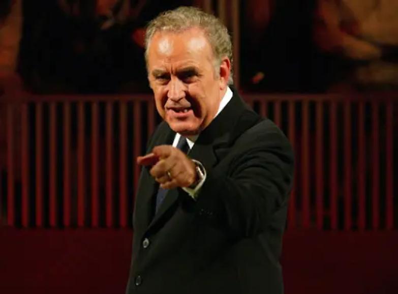 Santoro scopre i "professionisti dell'antimafia"