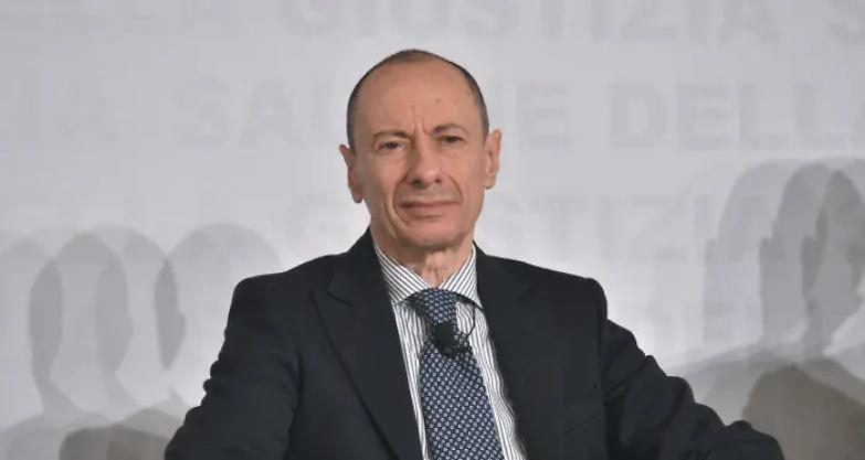 Ineleggibilit&agrave; non esecutiva per il presidente e per otto consiglieri del Cnf