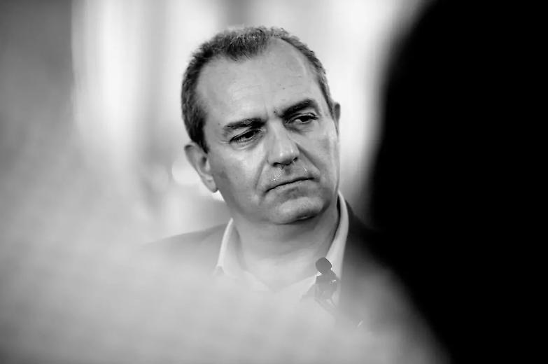 &laquo;Lucano &egrave; un uomo giusto. Le toghe restino fuori dalla politica&raquo;