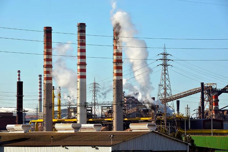 Processo Ilva, condannati i fratelli Riva per disastro ambientale. A Vendola 3 anni e mezzo