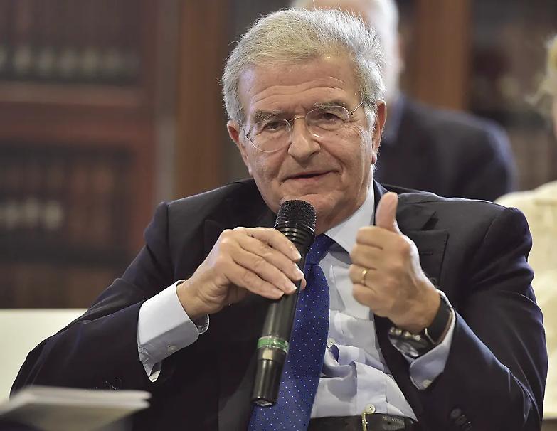 &laquo;Berlusconi ha lasciato uno spazio vuoto, Toti lo ha solo occupato&raquo;