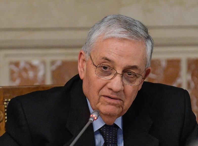 &laquo;Depenalizzare e ridurre i ricorsi in Cassazione&raquo;. La ricetta di Pignatone per la giustizia