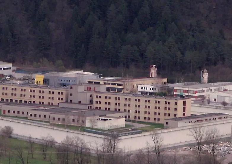 Lettera dei detenuti di Tolmezzo: &laquo;Dopo la pandemia lo Stato ristori anche le nostre ferite&raquo;