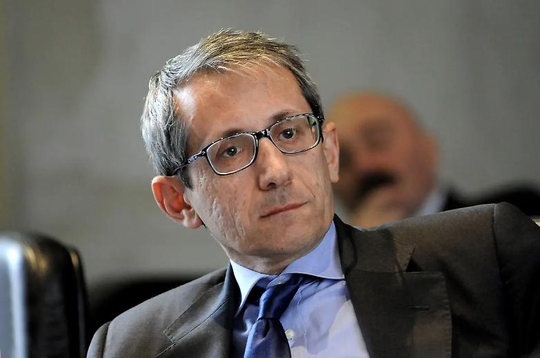 &laquo;S&igrave; agli avvocati nei consigli giudiziari: la loro presenza non &egrave; un vezzo&raquo;