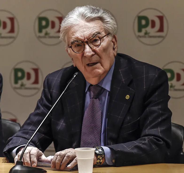 Pasquino: &laquo;Cari dem, evitate di rottamare le primarie: rendetele credibili&raquo;