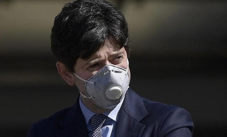 L'ordinanza di Speranza: cinque giorni di quarantena per chi arriva dalla Gran Bretagna