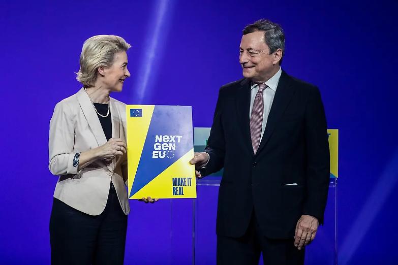 Recovery, la scommessa al buio con l'Europa che solo Draghi pu&ograve; vincere