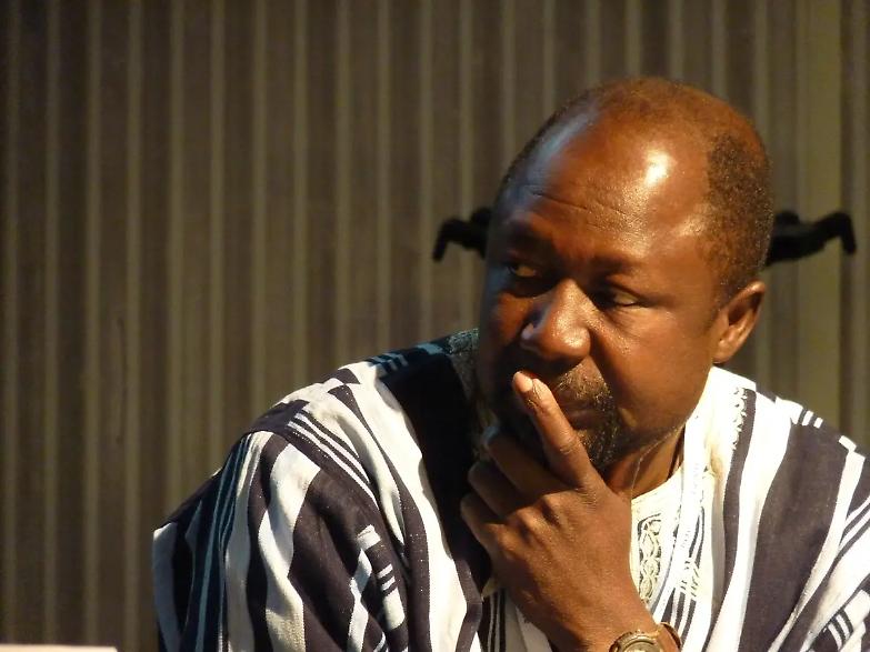 &laquo;La Francia di Macron continua a giocare con il Ciad, come all'epoca delle colonie&raquo;