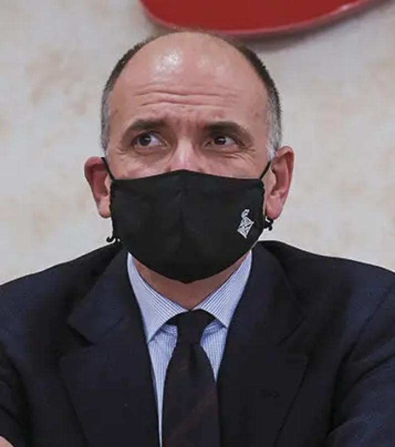 &laquo;Regalo alle destre&raquo;. La crisi M5S agita i sonni di Letta e scompiglia il Pd