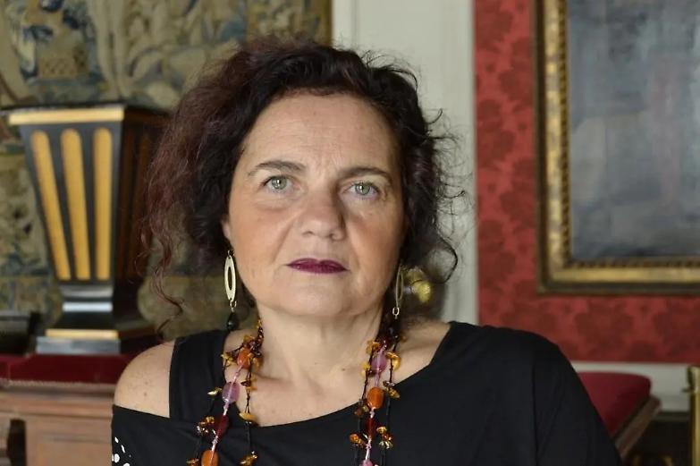 &laquo;L'identit&agrave; di genere &egrave; fluida. Dico s&igrave; al ddl Zan&raquo;