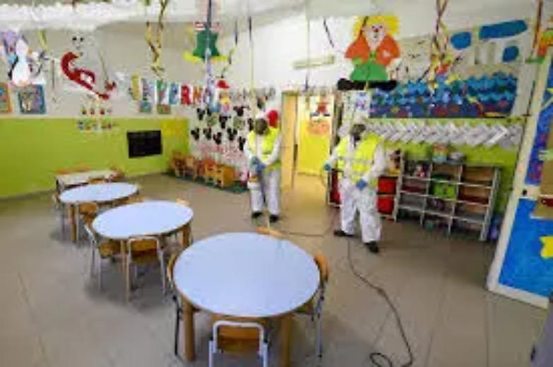 I docenti novax sono degni di insegnare...