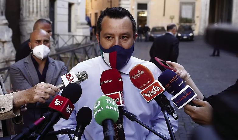 Salvini: "Gratteri? Stima e rispetto, ma sui referendum si sbaglia"