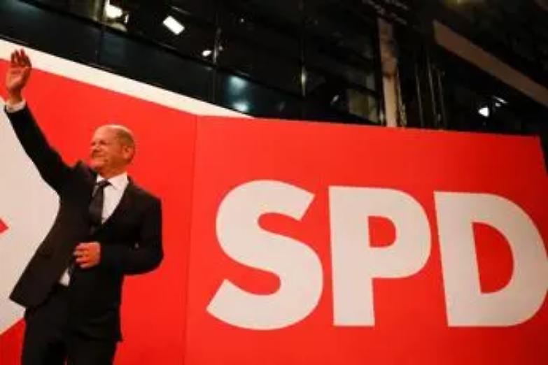 Finisce l'era Merkel, in Germania vince la Spd