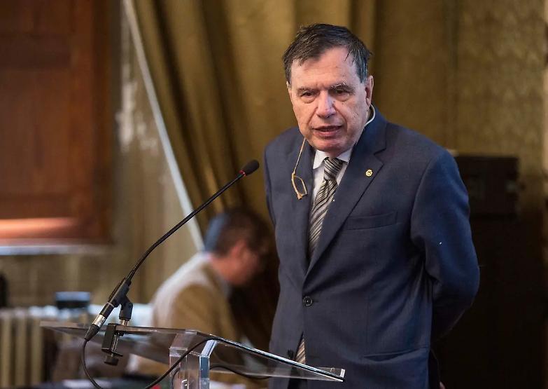 Giorgio Parisi: &laquo;Un database europeo multidisciplinare per studiare il Covid&raquo;