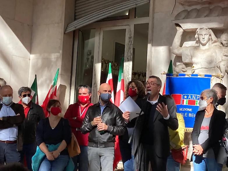 Landini: &laquo;Un attacco fascista premeditato, non c&rsquo;entra nulla con il green pass&raquo;