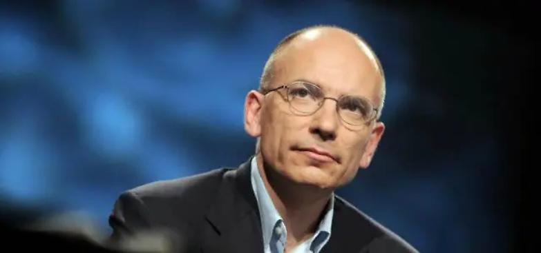 Green pass obbligatorio, Letta: "No al blocco del Paese"