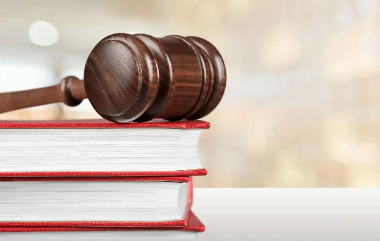 L&rsquo;ansia di giustizia che unisce letteratura e diritto