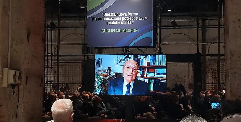 Cassese alla Leopolda: &laquo;La magistratura &egrave; diventata uno Stato nello Stato&raquo;