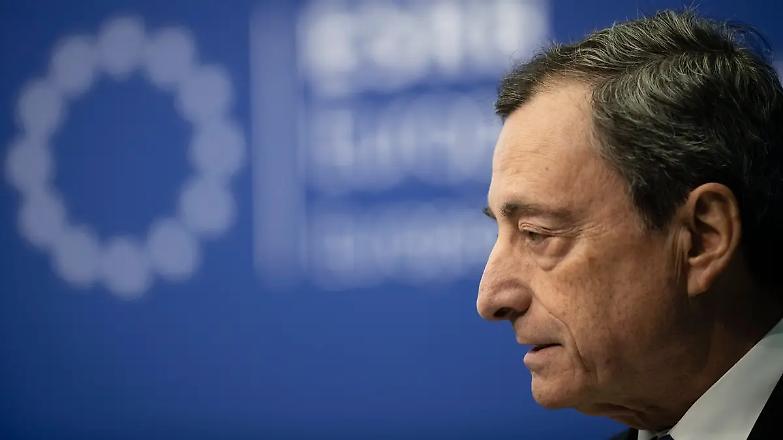 Caro bollette, salta il contributo di solidariet&agrave; per i redditi alti