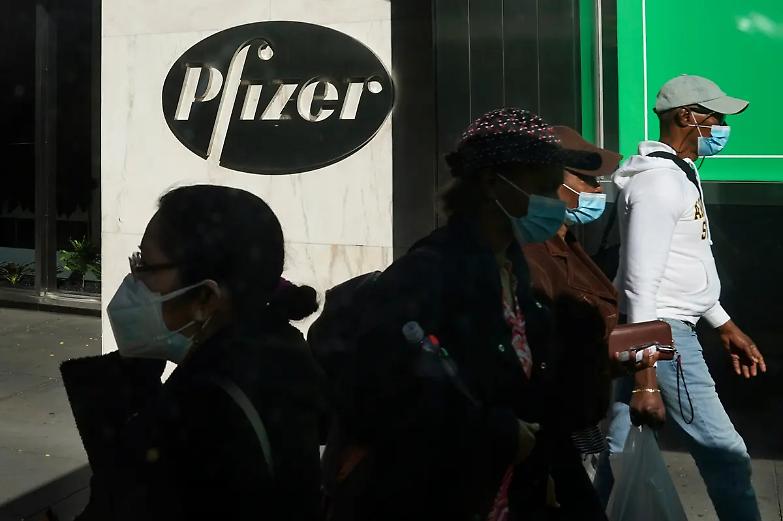 Pfizer: &laquo;Booster efficace contro la variante Omicron&raquo;