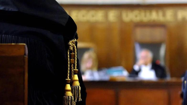 &laquo;Io, giovane avvocata, ostacolata dal giudice nel fare il mio lavoro&raquo;