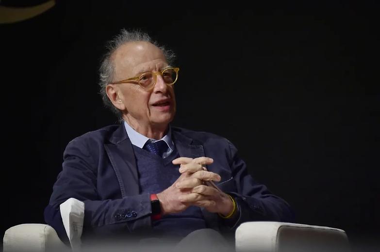 Colombo: "Mattarella sferza le toghe? S&igrave;, ma anche il Parlamento"