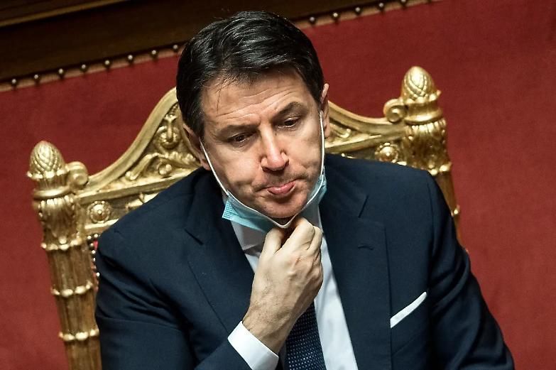 Conte non ci sta: &laquo;La mia leadership non dipende dalle carte bollate&raquo;