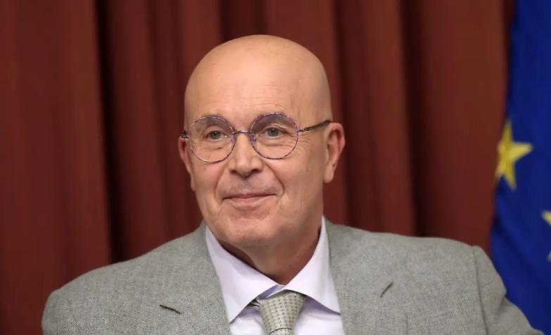 Padovani: &laquo;Quel no sul fine vita &egrave; profondamente sbagliato e dettato da ragioni politiche&raquo;