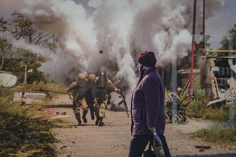 Ucraina pronta alla guerra, fornite armi anche ai civili