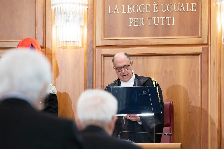 Affidate agli avvocati la semplificazione delle leggi, o diremo addio alla ripresa