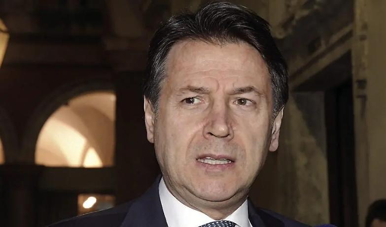 Conte leader sospeso. Il problema non sono i giudici ma la politica "bene di consumo"