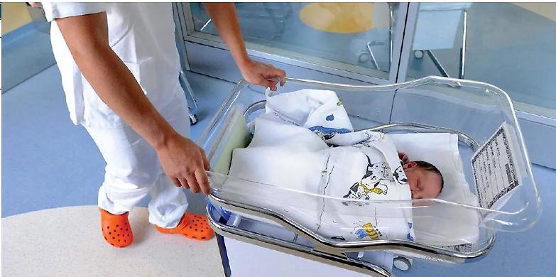 Licenziate dopo il congedo: &laquo;Avere un figlio &egrave; ancora una colpa se sei donna e se fai l&rsquo;avvocata...&raquo;